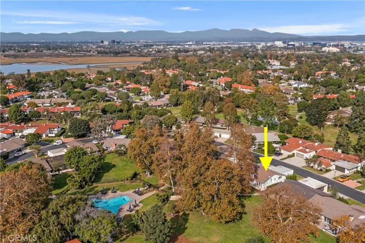 Eastbluff Elementary School is 1.1 miles away; Corona Del Mar Junior High and High School only .6 mile away.