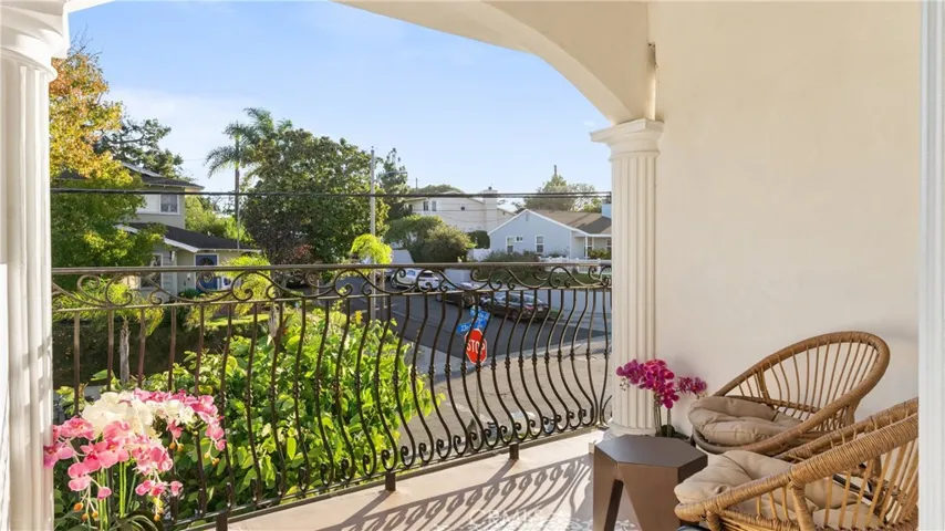 1201 23, Manhattan Beach, California 90266