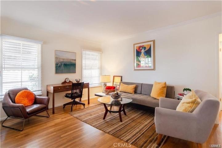4264 Troost Avenue, Studio City, California 91604
