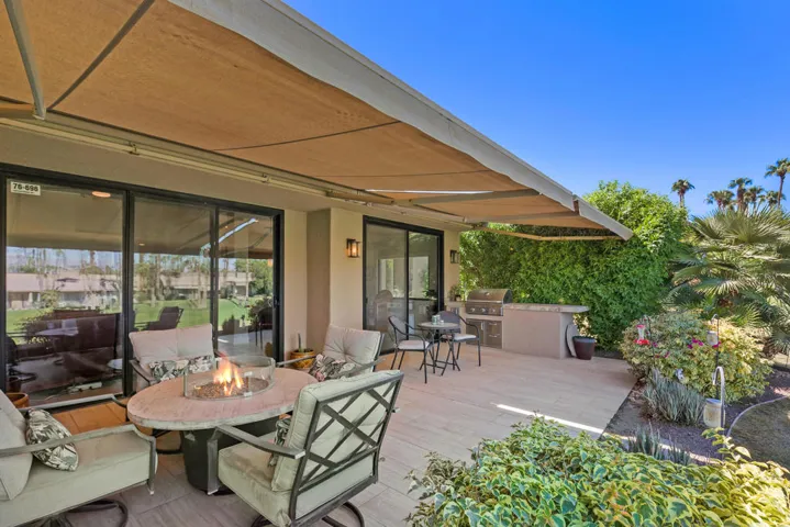 76696 Crysanthemum - Back Patio 6
