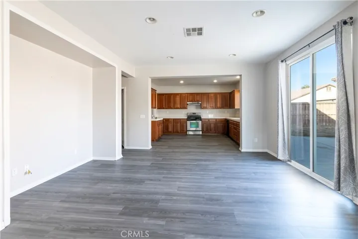942 Silver Dust Trail, Hemet, California 92545
