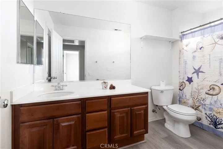 942 Silver Dust Trail, Hemet, California 92545