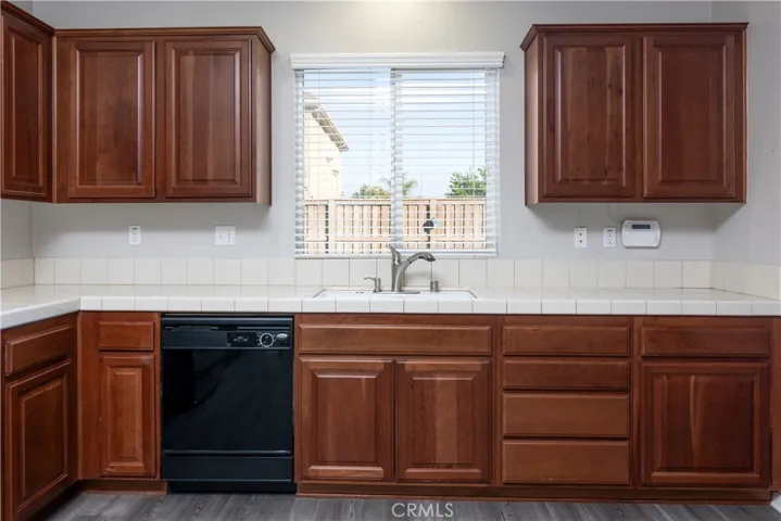942 Silver Dust Trail, Hemet, California 92545