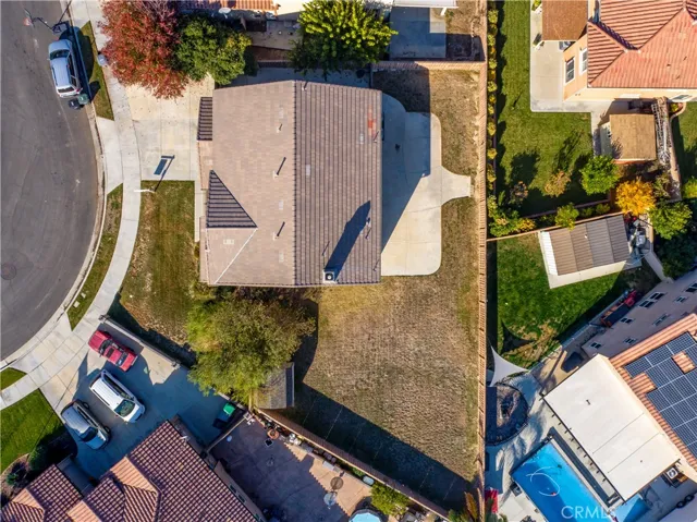 942 Silver Dust Trail, Hemet, California 92545