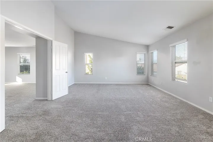 942 Silver Dust Trail, Hemet, California 92545