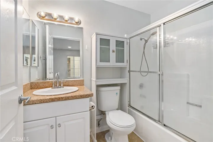 5510 Owensmouth Avenue 224, Woodland Hills, California 91367