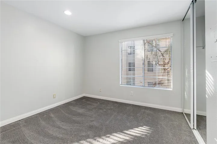 5510 Owensmouth Avenue 224, Woodland Hills, California 91367