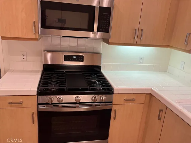 21614 Paseo Maravia, Mission Viejo, California 92692