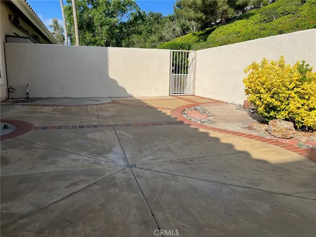 21614 Paseo Maravia, Mission Viejo, California 92692