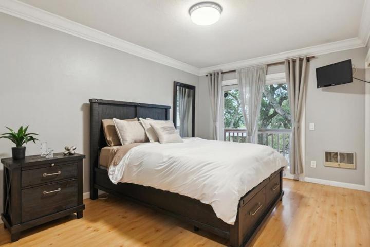 6910 Oak Estates Drive, Salinas, California 93907