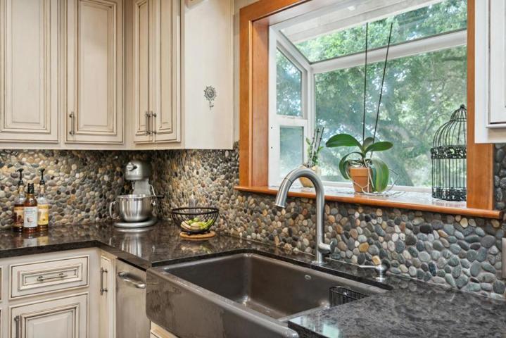 6910 Oak Estates Drive, Salinas, California 93907