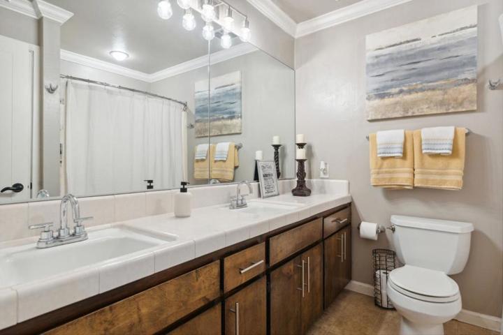 6910 Oak Estates Drive, Salinas, California 93907