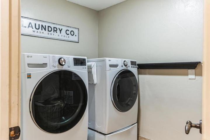 6910 Oak Estates Drive, Salinas, California 93907