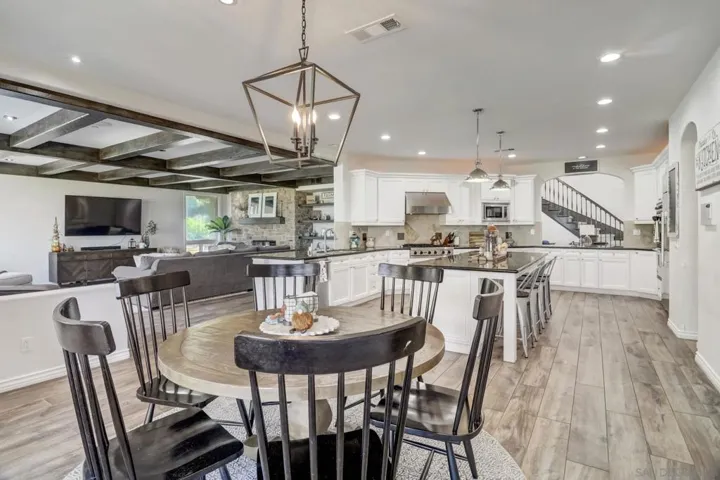 30431 Villa Toscana Rd, Bonsall, California 92003