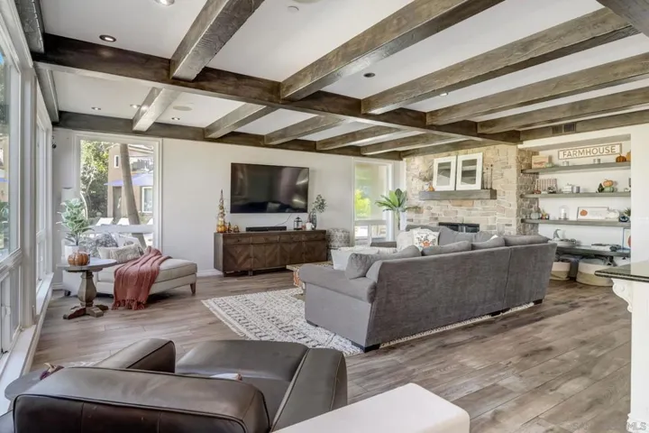 30431 Villa Toscana Rd, Bonsall, California 92003