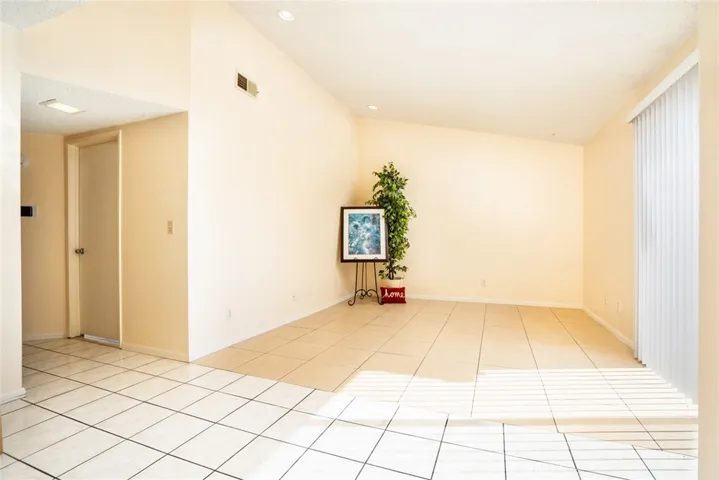 4201 W 5th Street 316, Santa Ana, California 92703