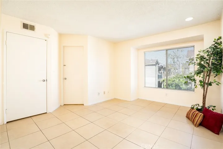 4201 W 5th Street 316, Santa Ana, California 92703