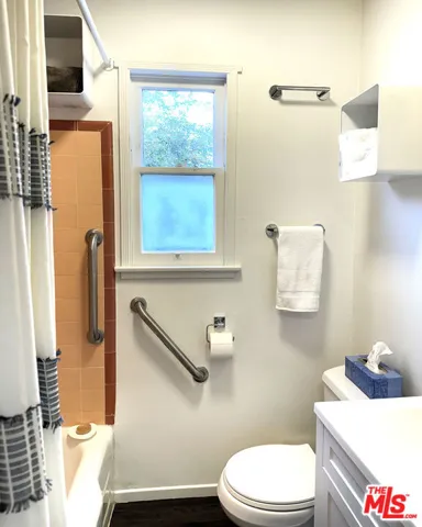Full Bath