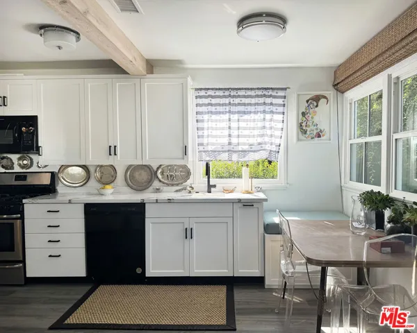 Breakfast Nook