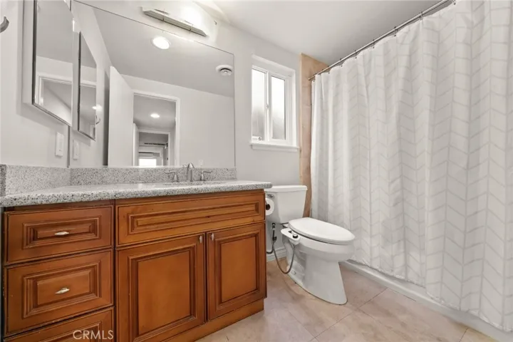 Downstairs Bath with tub & Shower