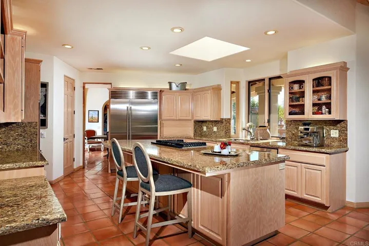 7 Rolling View Lane, Fallbrook, California 92028