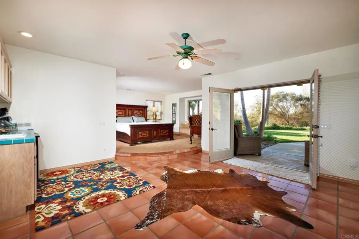 7 Rolling View Lane, Fallbrook, California 92028