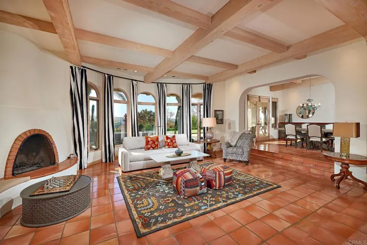 7 Rolling View Lane, Fallbrook, California 92028