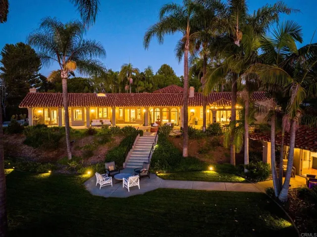 7 Rolling View Lane, Fallbrook, California 92028