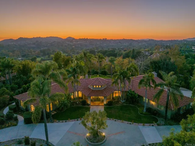 7 Rolling View Lane, Fallbrook, California 92028