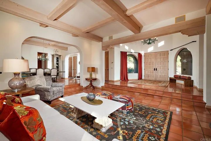 7 Rolling View Lane, Fallbrook, California 92028