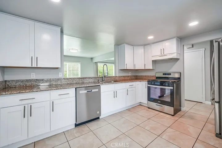 5576 E Vista Del Este, Anaheim Hills, California 92807