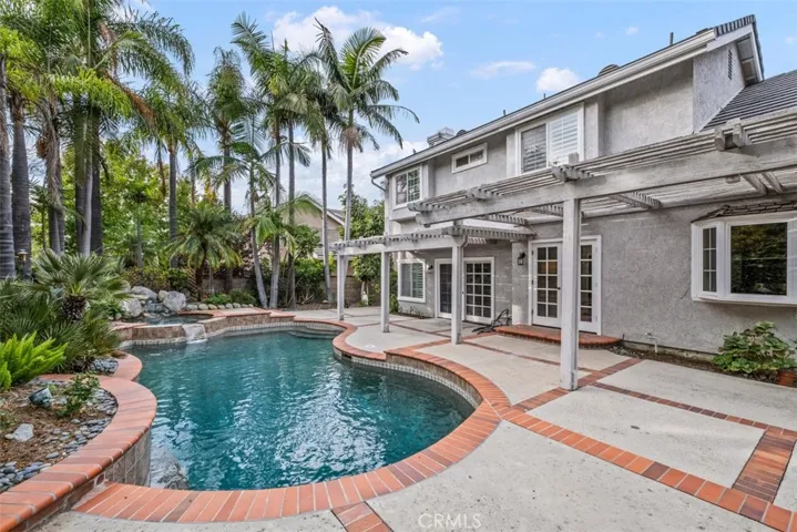 28862 Hedgerow, Mission Viejo, California 92692