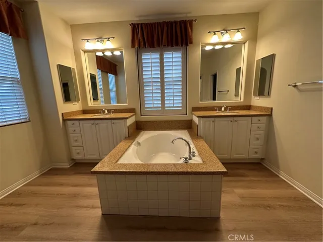 115 Treehouse, Irvine, California 92603