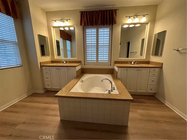115 Treehouse, Irvine, California 92603