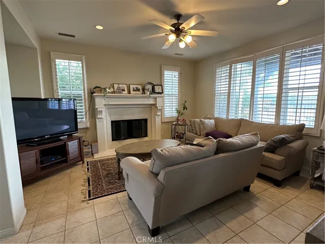 115 Treehouse, Irvine, California 92603