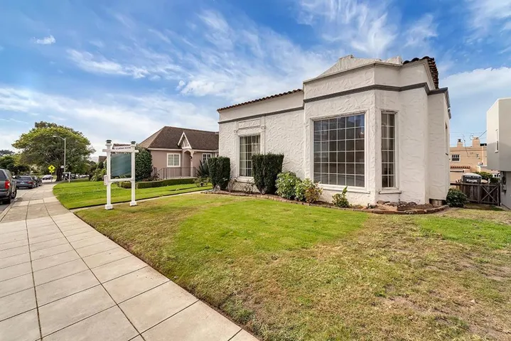 326 Santa Ana, San Francisco, California 94127