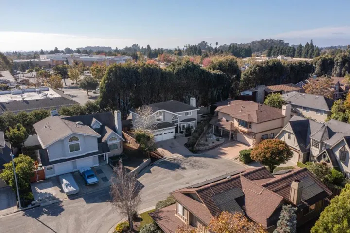 2053 Edmund Lane, Capitola, California 95010