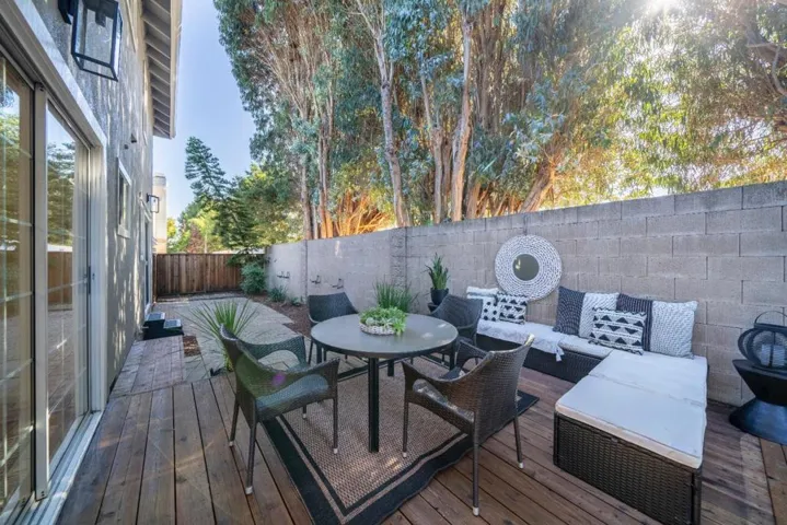 2053 Edmund Lane, Capitola, California 95010
