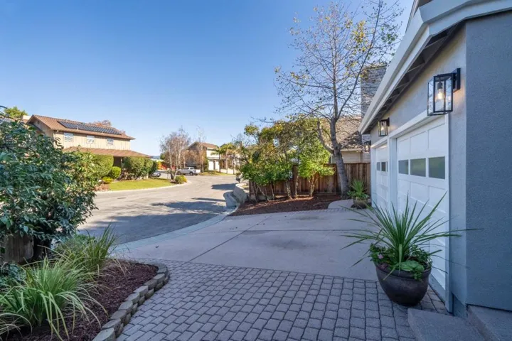 2053 Edmund Lane, Capitola, California 95010