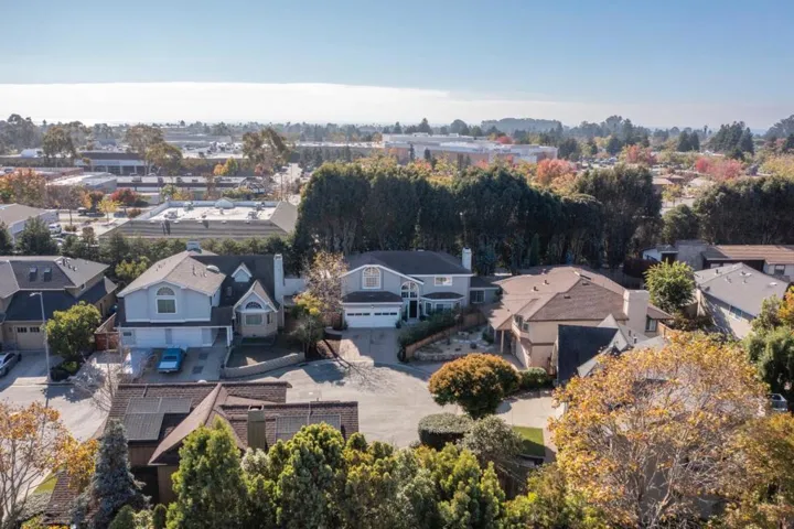 2053 Edmund Lane, Capitola, California 95010