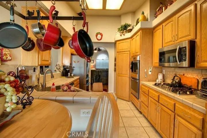 14401 Hurricane Lane, Helendale, California 92342