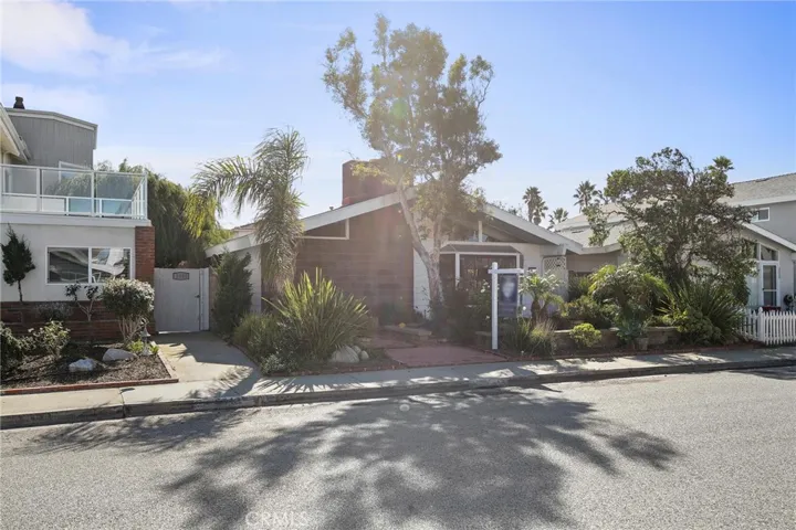 5044 Island View Street, Oxnard, California 93035
