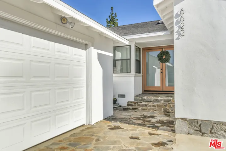 6622 Royer Avenue, West Hills, California 91307