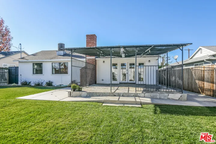 6622 Royer Avenue, West Hills, California 91307