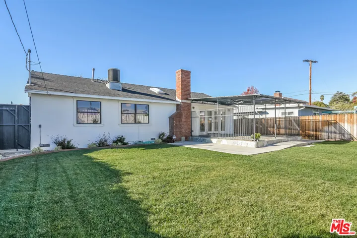 6622 Royer Avenue, West Hills, California 91307