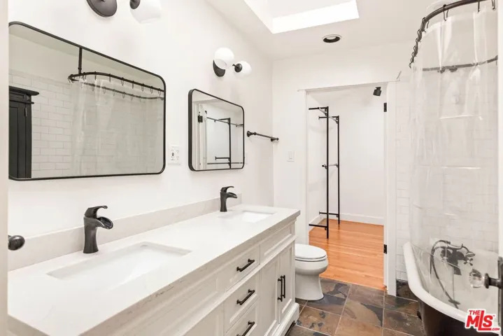 6622 Royer Avenue, West Hills, California 91307