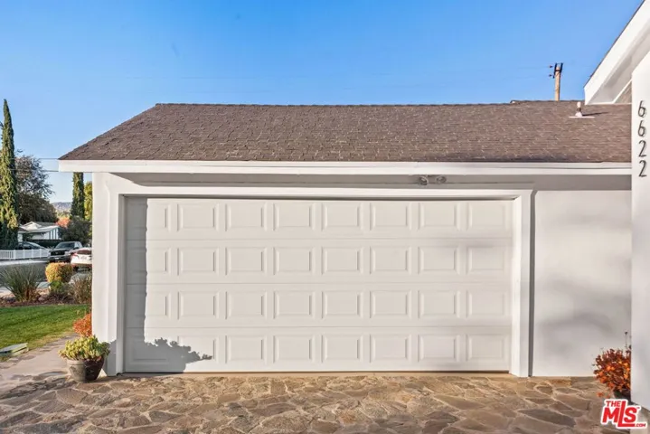 6622 Royer Avenue, West Hills, California 91307