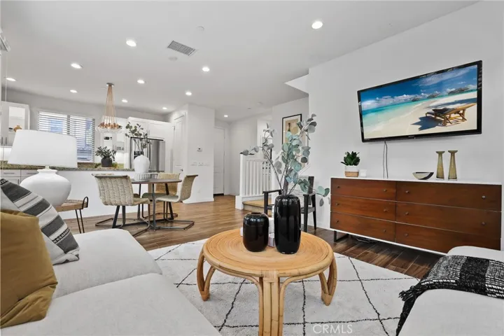 57 Clover, Lake Forest, California 92630