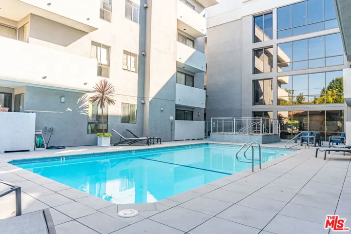 12115 San Vicente Boulevard Unit 110, Los Angeles, California 90049
