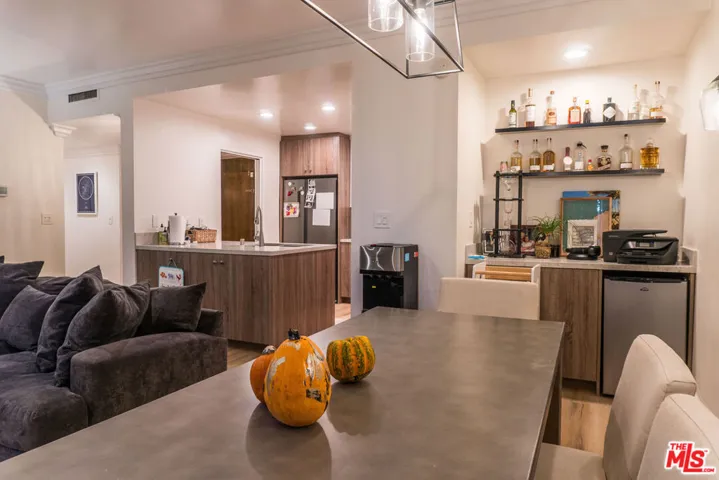 12115 San Vicente Boulevard Unit 110, Los Angeles, California 90049